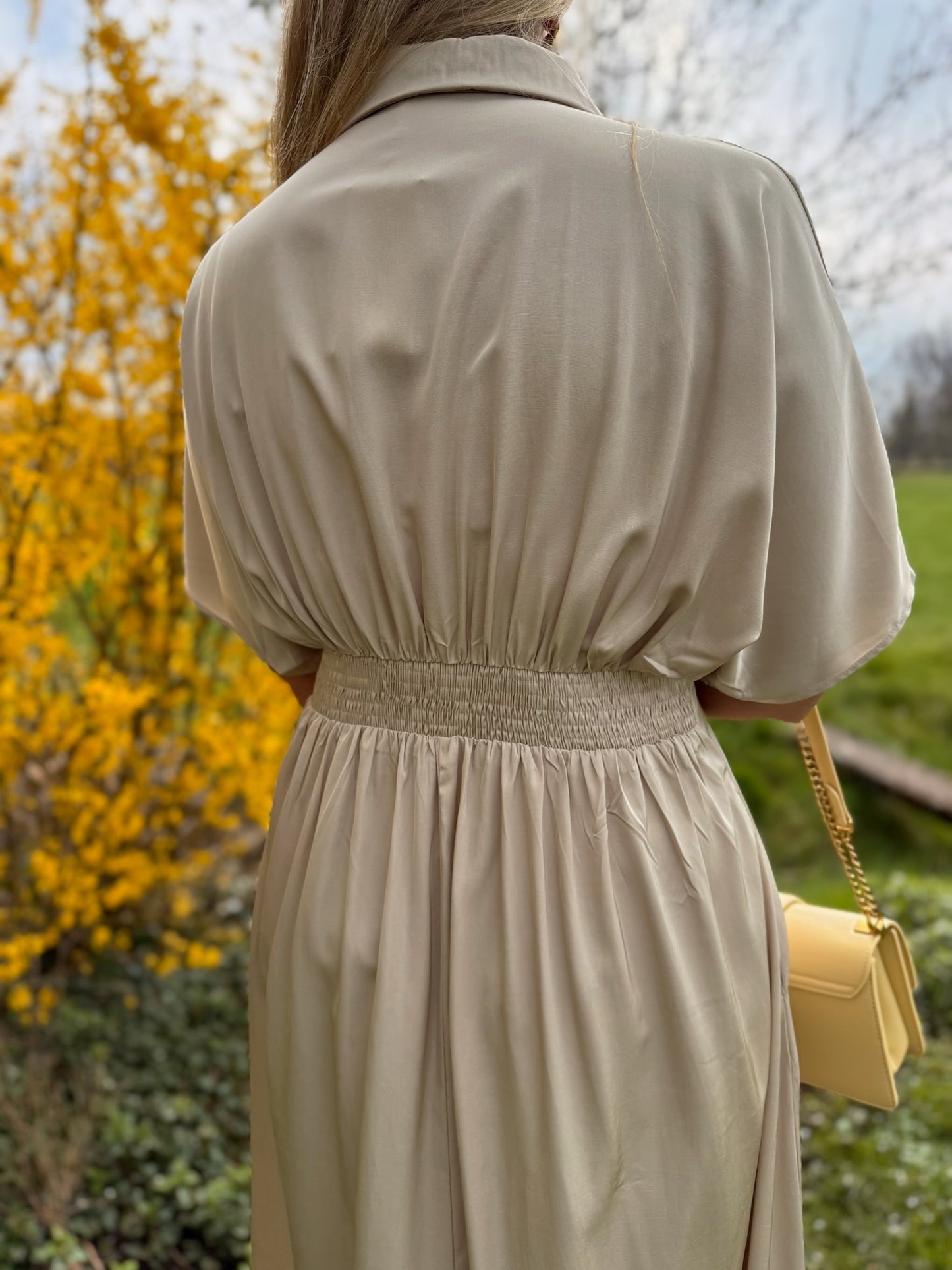 Lara jurk beige
