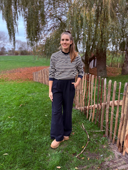 Jade streepjes trui blauw