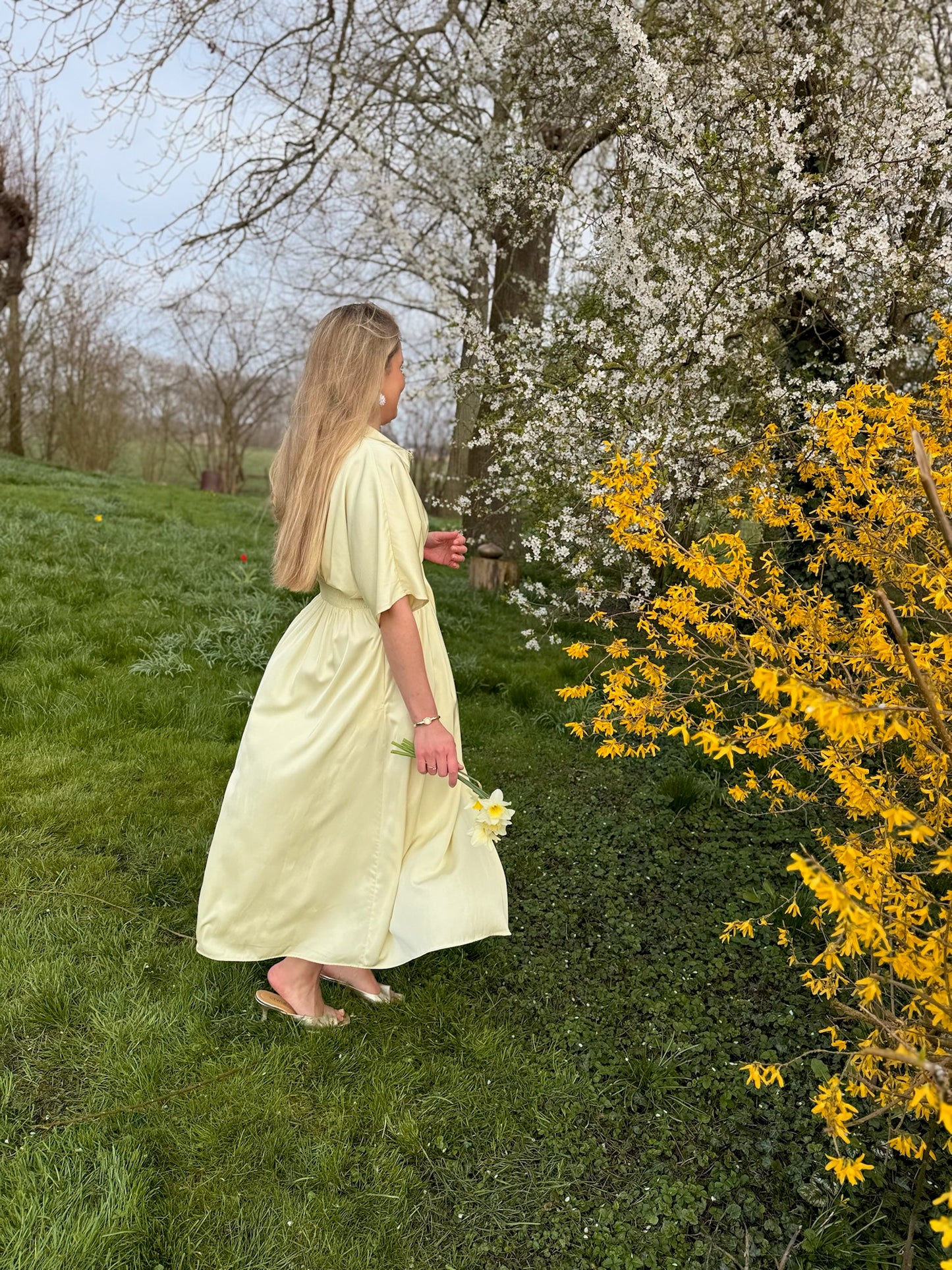 Lara jurk geel