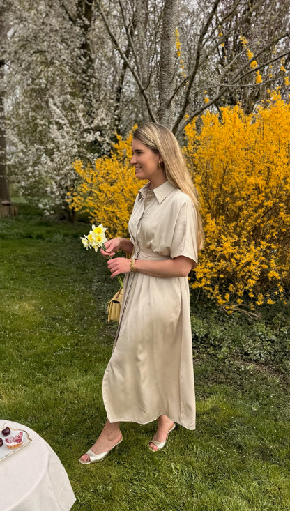 Lara jurk beige