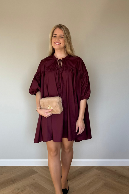 Marie jurk met kwastjes donkerrood