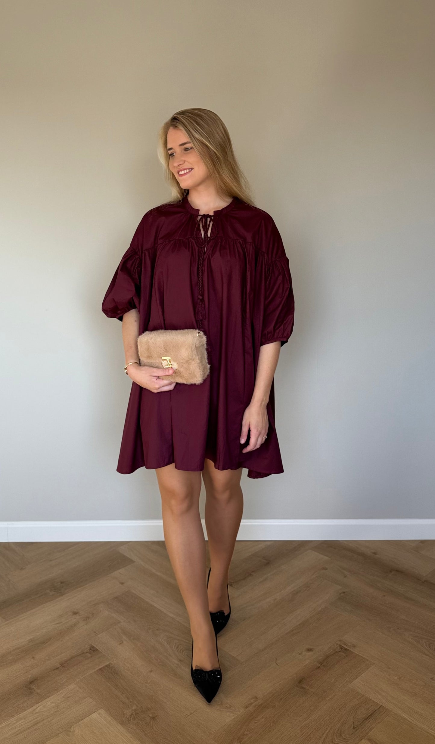 Marie jurk met kwastjes donkerrood