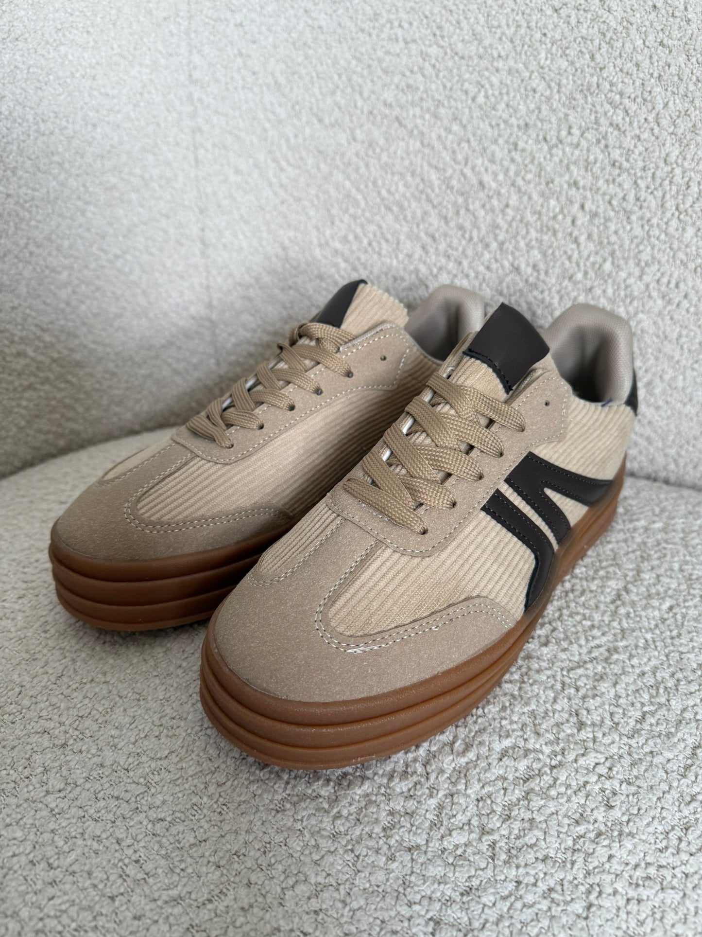 Nina sneaker beige met bruin